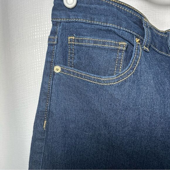 NWT Michael Kors Jeans Women’s Size 14 Selma Bootcut High Rise Gold Buttons - Picture 3 of 13